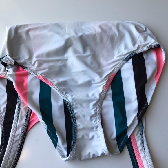 Solid & Striped Women's The Anne Marie One Piece - Picture 7 of 11